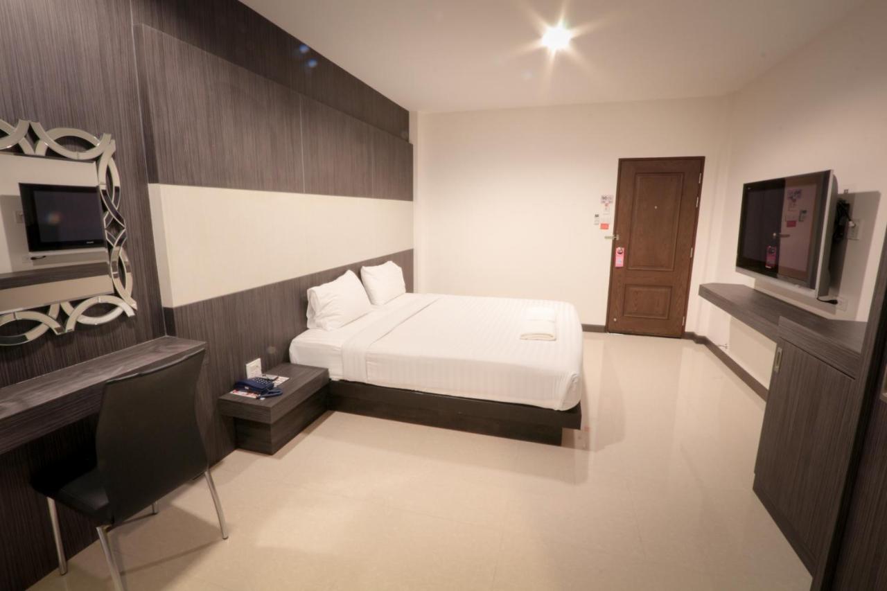 Fortune Surin Hotel Екстериор снимка