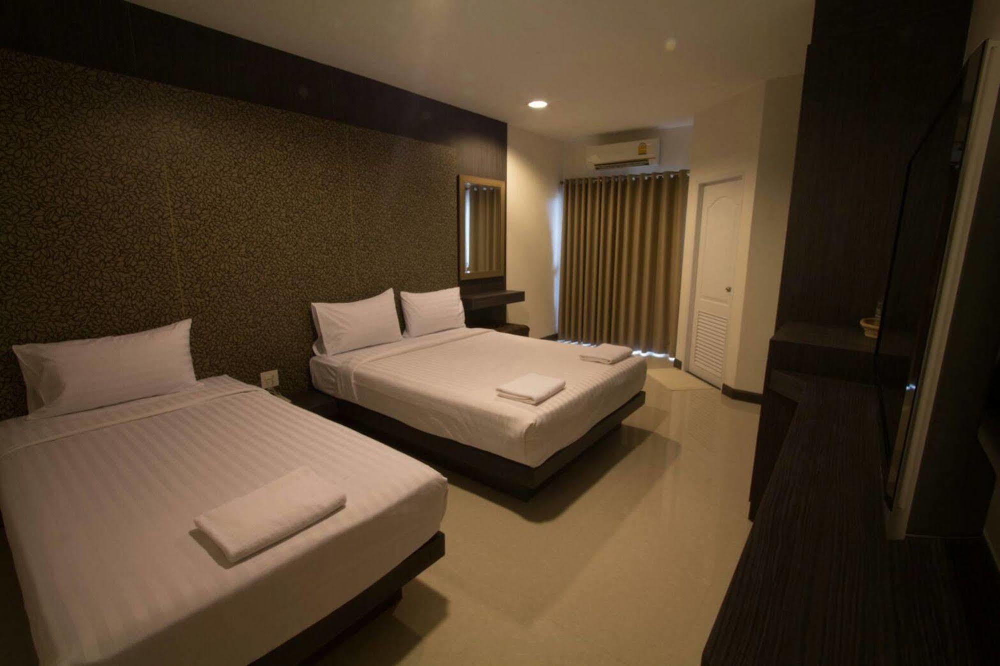 Fortune Surin Hotel Екстериор снимка