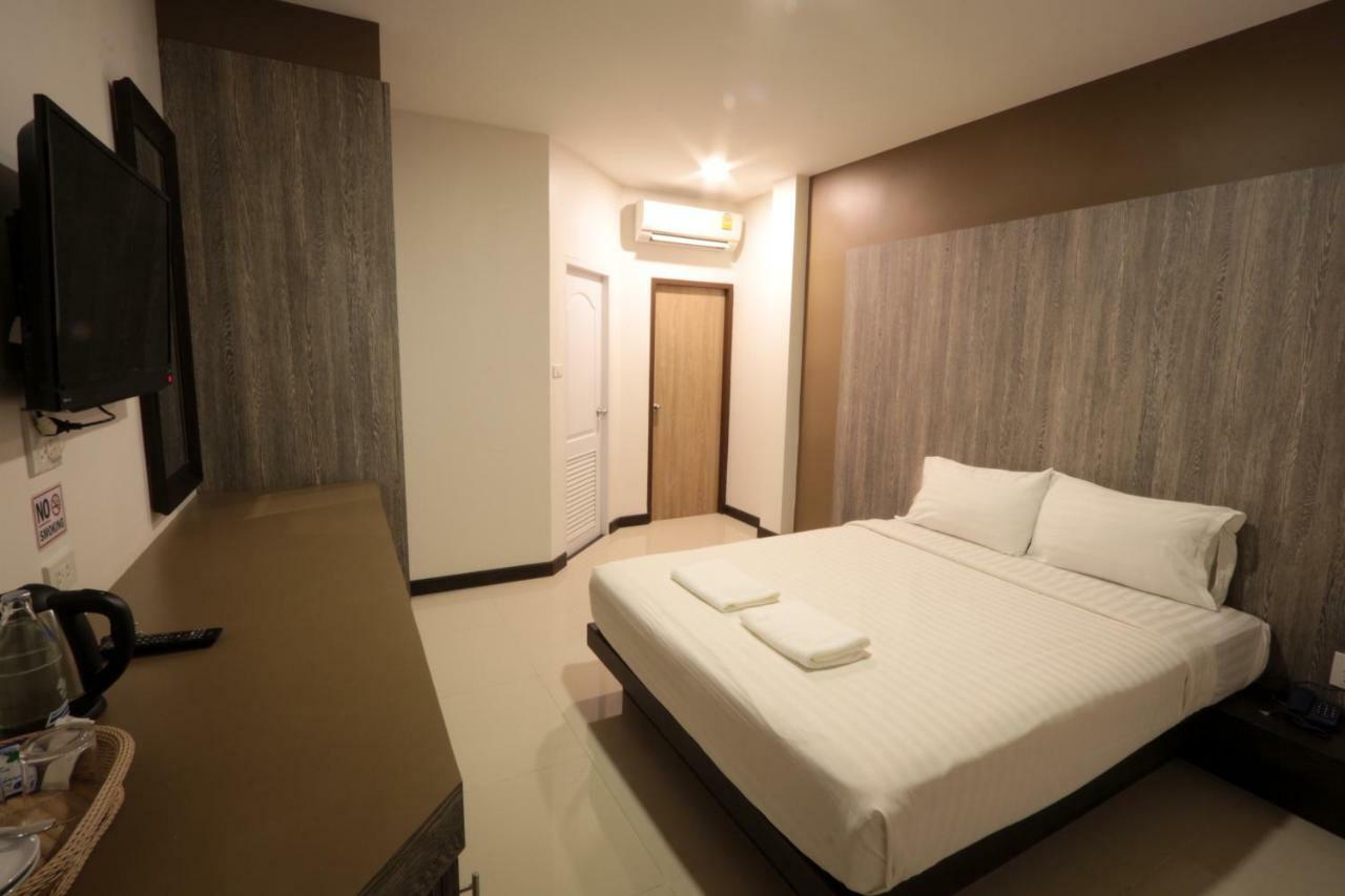 Fortune Surin Hotel Екстериор снимка